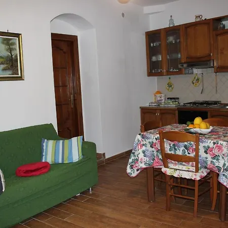 Marella * Minori