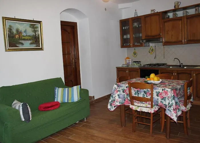 Marella * Minori